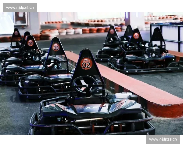 极速驰骋赛道，挑战极限卡丁车竞技盛宴 - 副本